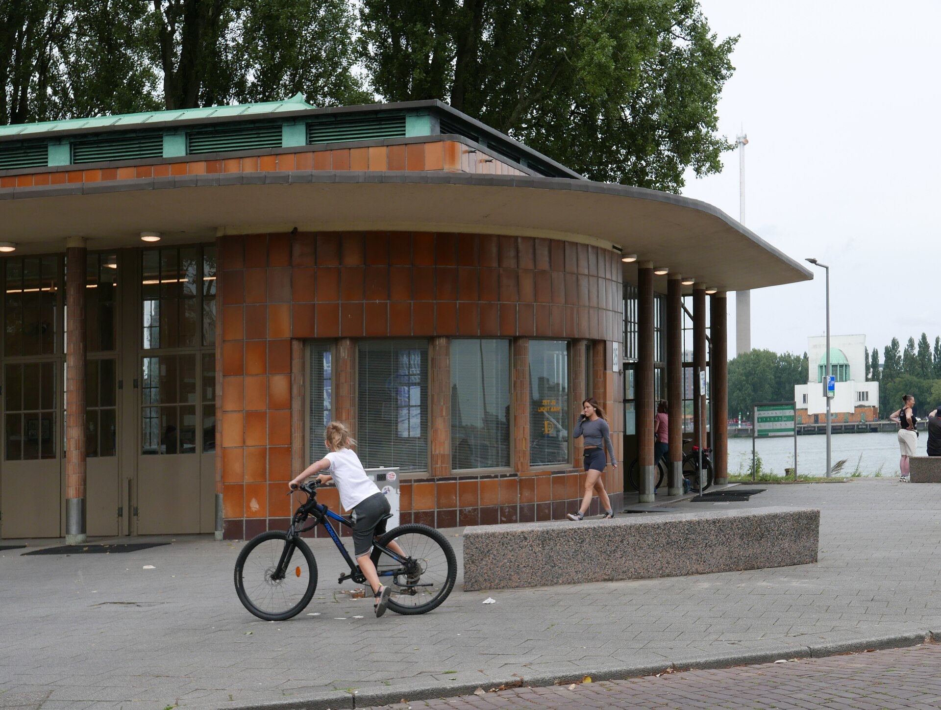 Nederland verkennen op de fiets: hoe het Nederlandse fietsknooppuntensysteem werkelijk werkt