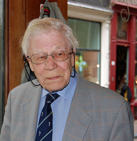 Drs. P, een Nederlands icoon van Zwitserse origine